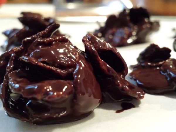 Ekspresni kornfleks čokoladni piškoti